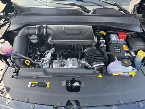 New 2026 Jeep Compass Limited image 30