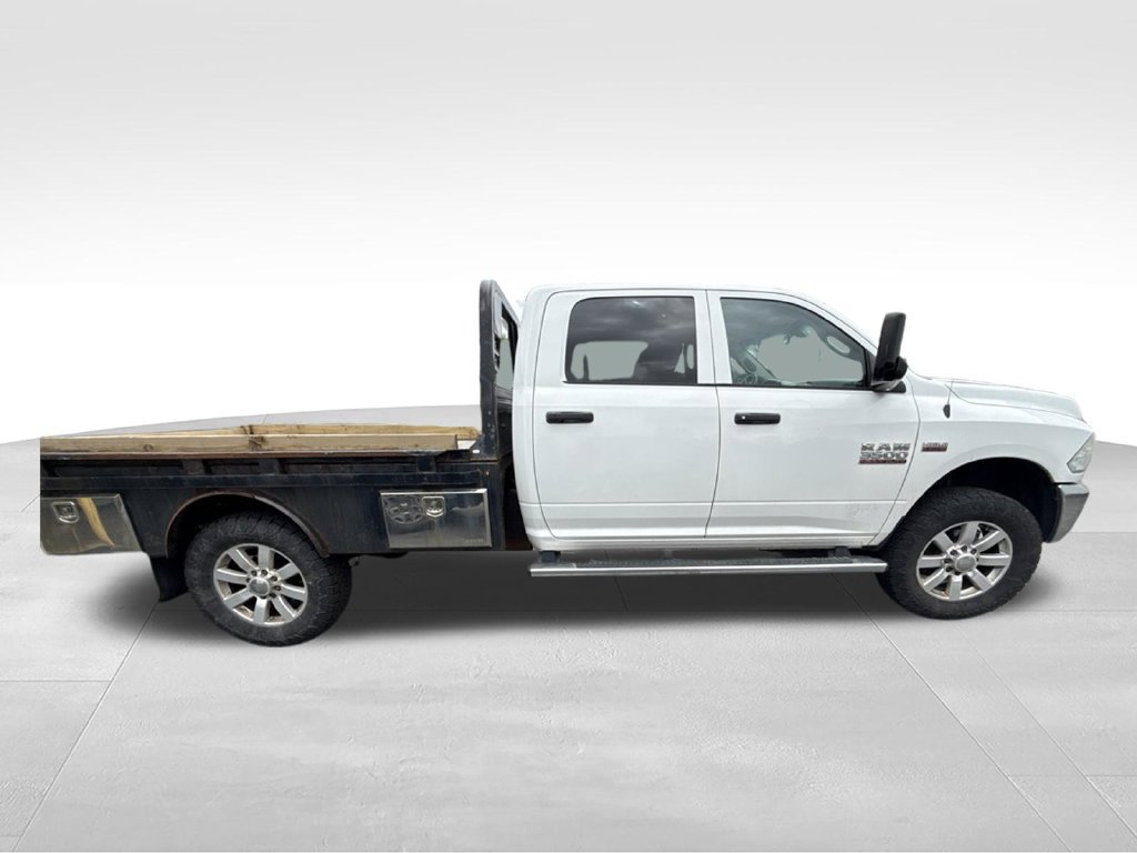 Used 2017 RAM 3500 Tradesman w/ Chrome Appearance Group AWD/4WD image 2