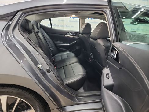 Used 2020 Nissan Maxima 3.5 SL w/ Floor Mat Group image 12