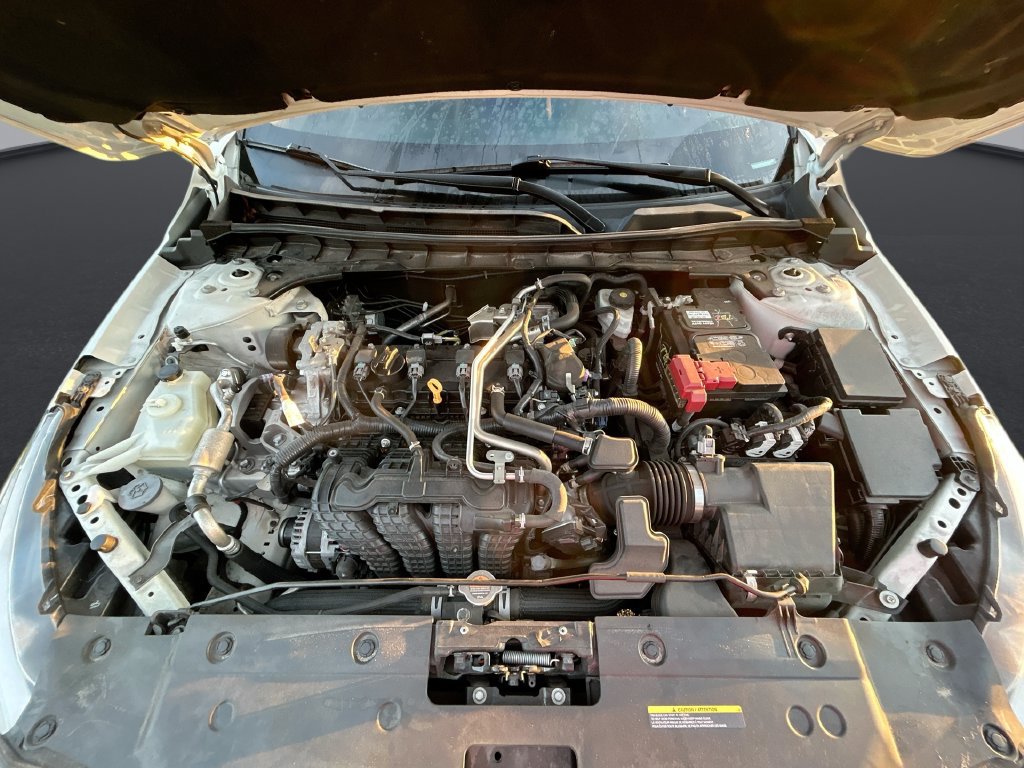 Used 2022 Nissan Altima 2.5 SR FWD image 32