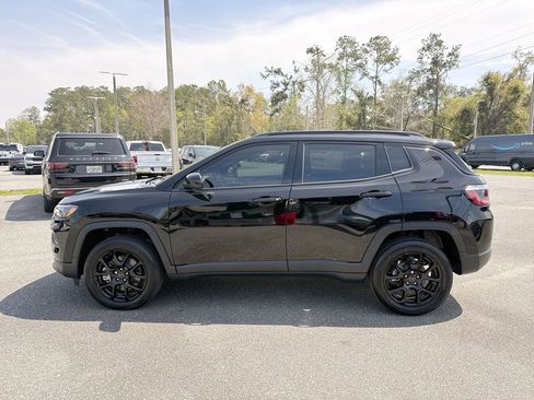 New 2026 Jeep Compass Latitude image 6
