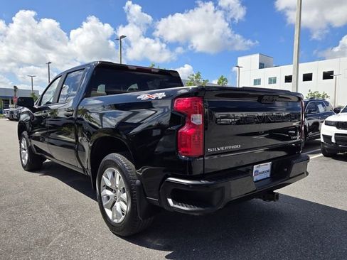 Used 2023 Chevrolet Silverado 1500 Custom image 5