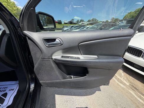 Used 2015 Dodge Journey American Value Package w/ Flexible Seating Group image 20