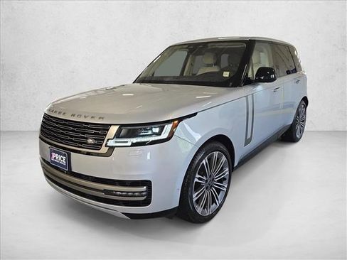 Used 2023 Land Rover Range Rover SE AWD/4WD image 1