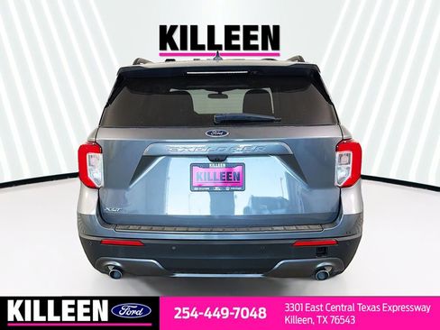 Used 2023 Ford Explorer XLT w/ Equipment Group 202A image 7