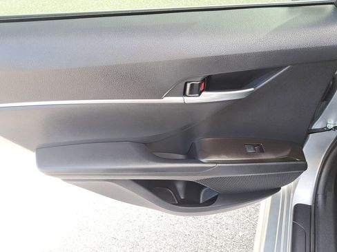 Certified 2024 Toyota Camry SE image 7