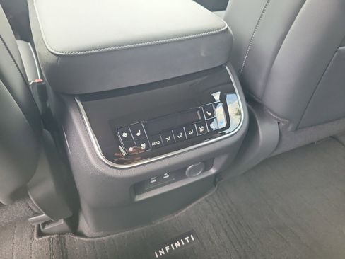 New 2026 INFINITI QX80 Luxe w/ Cargo Package image 11