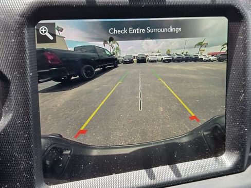 Used 2022 Jeep Gladiator Sport AWD/4WD image 22