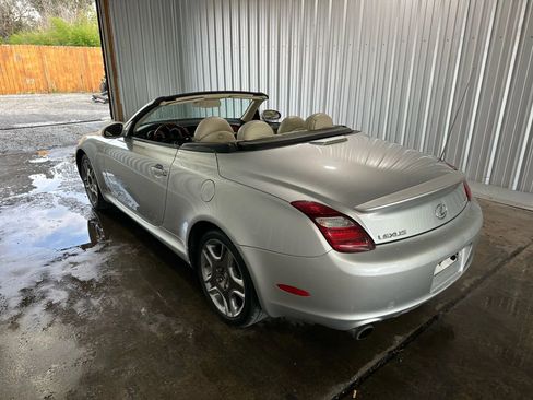 Used 2007 Lexus SC 430 Convertible image 2