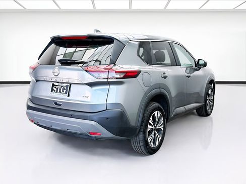 Used 2023 Nissan Rogue SV FWD image 4