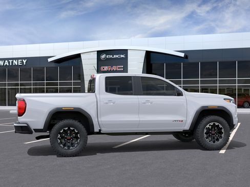 New 2026 GMC Canyon AT4 AWD/4WD image 5