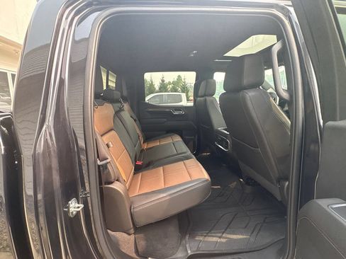 Used 2023 Chevrolet Silverado 1500 High Country w/ Technology Package AWD/4WD image 57