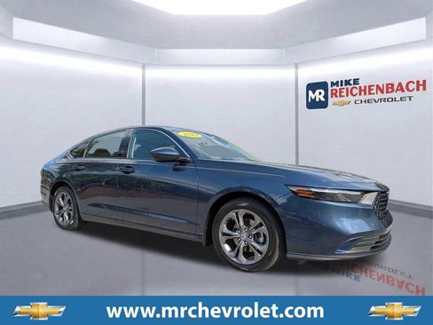 Used 2023 Honda Accord EX image 1