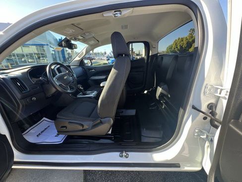 Used 2022 Chevrolet Colorado LT w/ Fleet Safety Package image 20