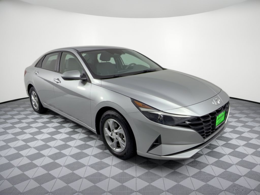 Used 2021 Hyundai Elantra SE FWD image 7