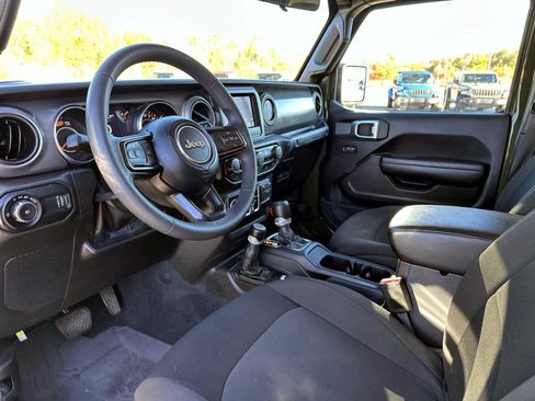 Certified 2023 Jeep Wrangler Sport S image 31