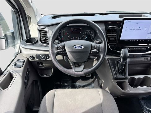 Used 2024 Ford Transit 350 XLT image 21