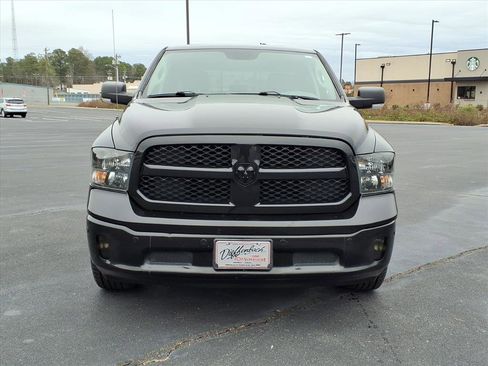 Used 2018 RAM 1500 Big Horn image 2
