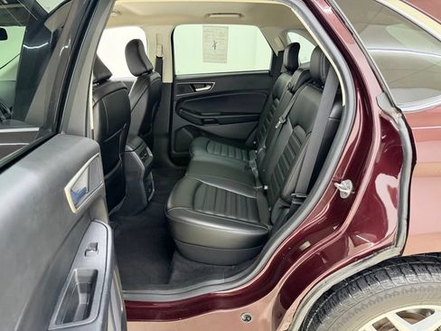 Used 2022 Ford Edge SEL AWD/4WD image 16