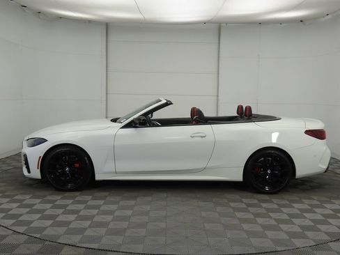 Certified 2025 BMW 440i xDrive w/ Premium Package image 8