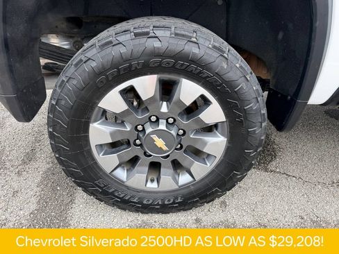 Used 2021 Chevrolet Silverado 2500 Custom w/ Custom Value Package AWD/4WD image 33
