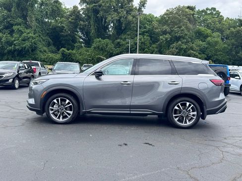 Used 2023 INFINITI QX60 Luxe w/ Performance Audio Package FWD image 3