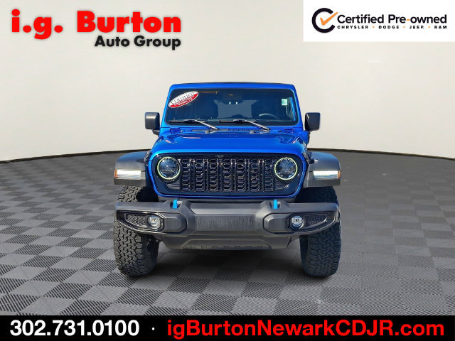 Used 2024 Jeep Wrangler Unlimited AWD/4WD image 2