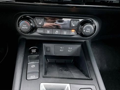 New 2026 Nissan Kicks SV w/ SV Premium Package image 21