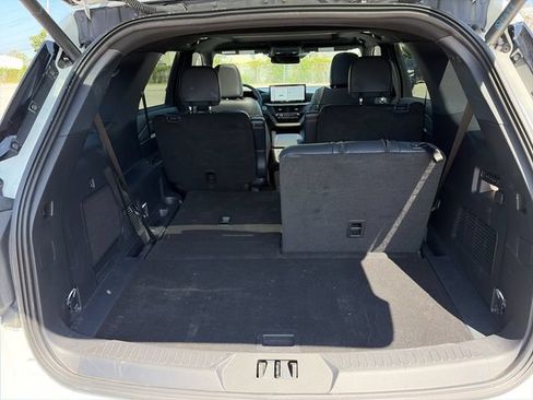 Used 2026 Ford Explorer Tremor w/ Tremor Ultimate Package AWD/4WD image 33