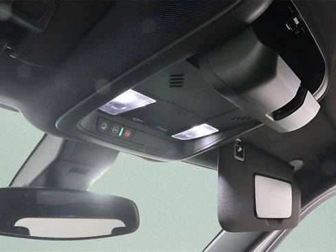 Used 2023 Chevrolet Equinox RS image 14