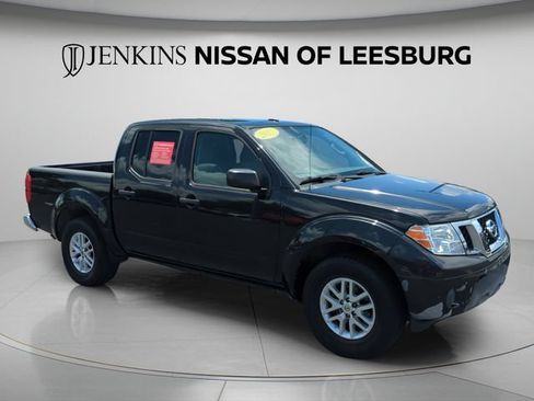 Certified 2017 Nissan Frontier SV RWD image 1