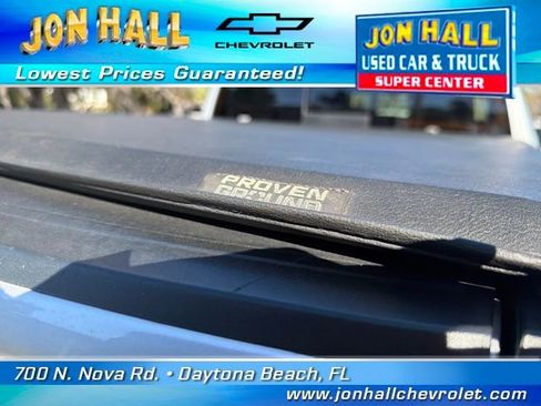 Used 2021 Chevrolet Silverado 1500 LT Trail Boss w/ Convenience Package II image 12