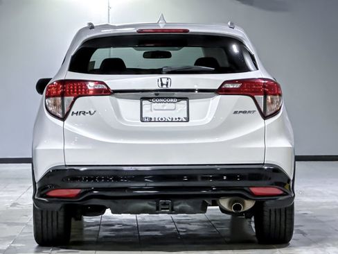 Used 2022 Honda HR-V Sport image 9