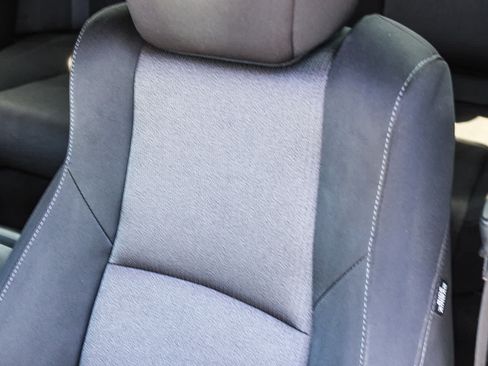 Used 2018 Honda Accord LX image 24