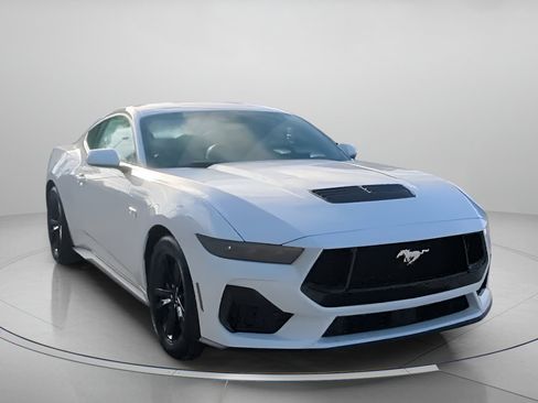 New 2026 Ford Mustang GT image 3
