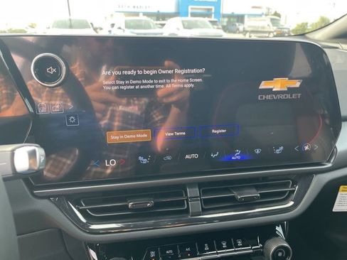 New 2026 Chevrolet Equinox EV RS image 21