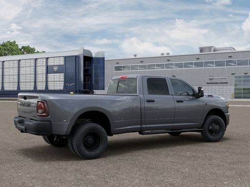 New 2026 RAM 3500 Tradesman AWD/4WD image 4