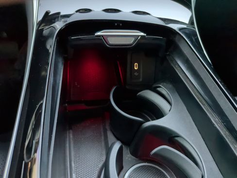 Used 2024 Mercedes-Benz GLC 300 image 18