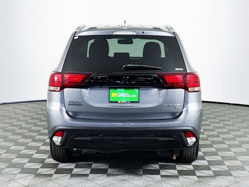 Used 2019 Mitsubishi Outlander SEL AWD/4WD image 7