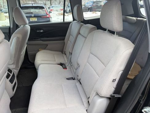 Used 2018 Honda Pilot EX image 30