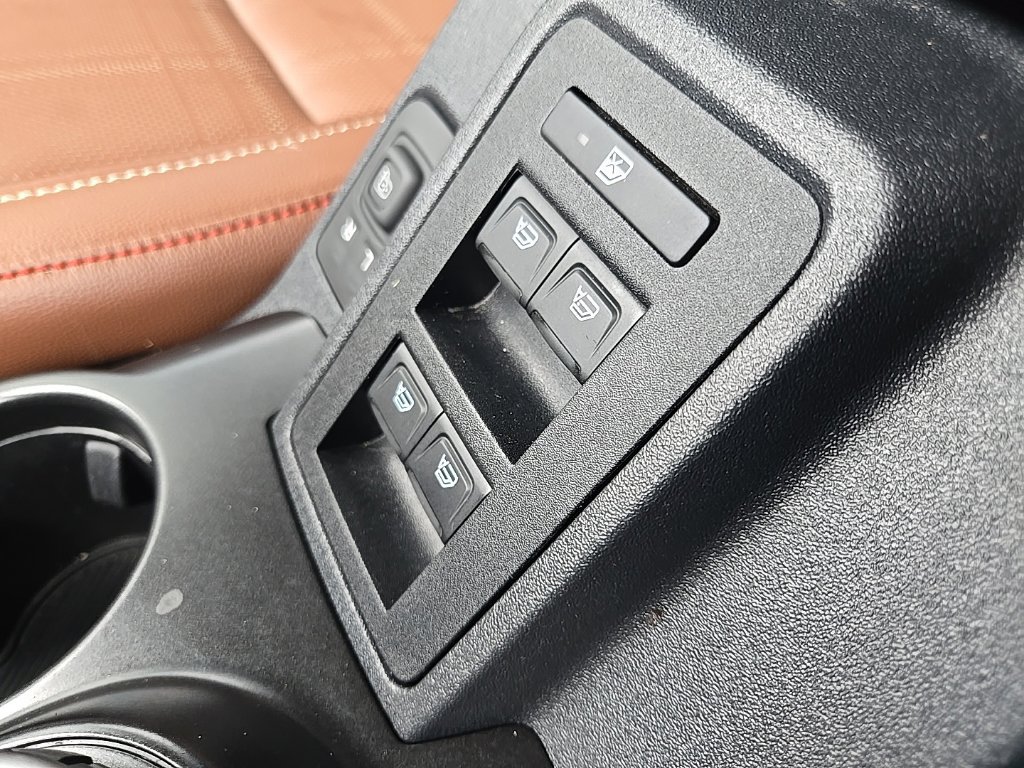 Used 2023 Ford Bronco Heritage Edition AWD/4WD image 65