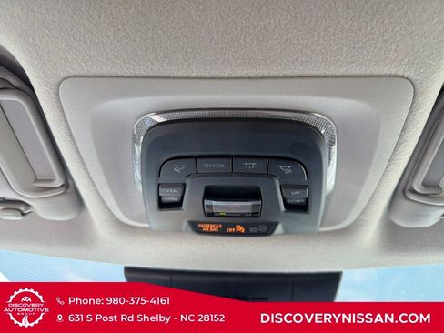 Used 2023 Toyota Corolla Cross XLE w/ Convenience Package FWD image 26