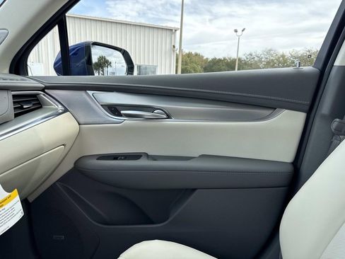 New 2026 Cadillac XT5 Premium Luxury w/ Driver Assist Package image 22