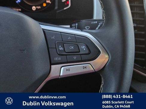Used 2023 Volkswagen Atlas Cross Sport SE w/ Panoramic Sunroof Package FWD image 20