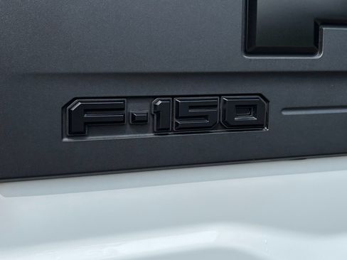 Used 2023 Ford F150 Raptor w/ Equipment Group 802A Raptor R AWD/4WD image 41