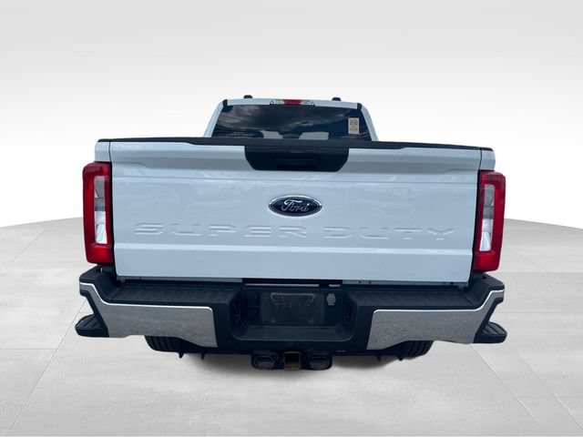 Used 2024 Ford F250 XLT w/ FX4 Off-Road Package AWD/4WD image 7