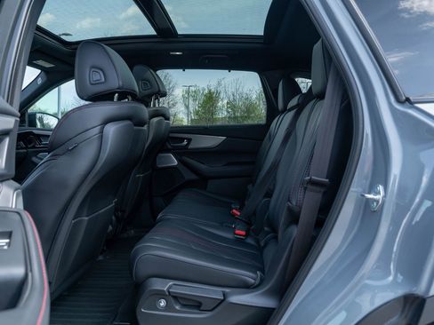 Used 2025 Acura MDX A-Spec image 27