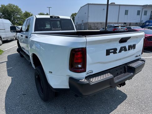 New 2026 RAM 3500 Tradesman AWD/4WD image 21