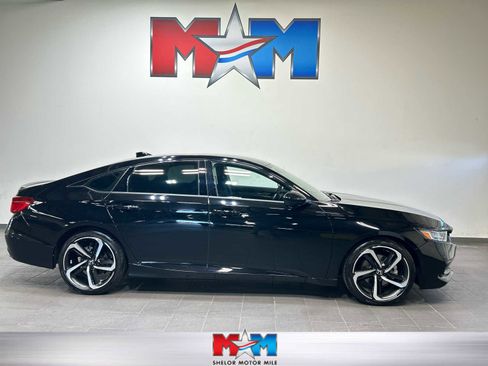 Used 2022 Honda Accord Sport image 1