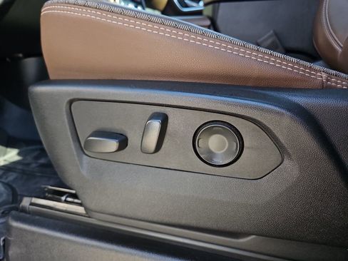 Used 2023 Chevrolet Tahoe High Country w/ Premium Package 2 image 14